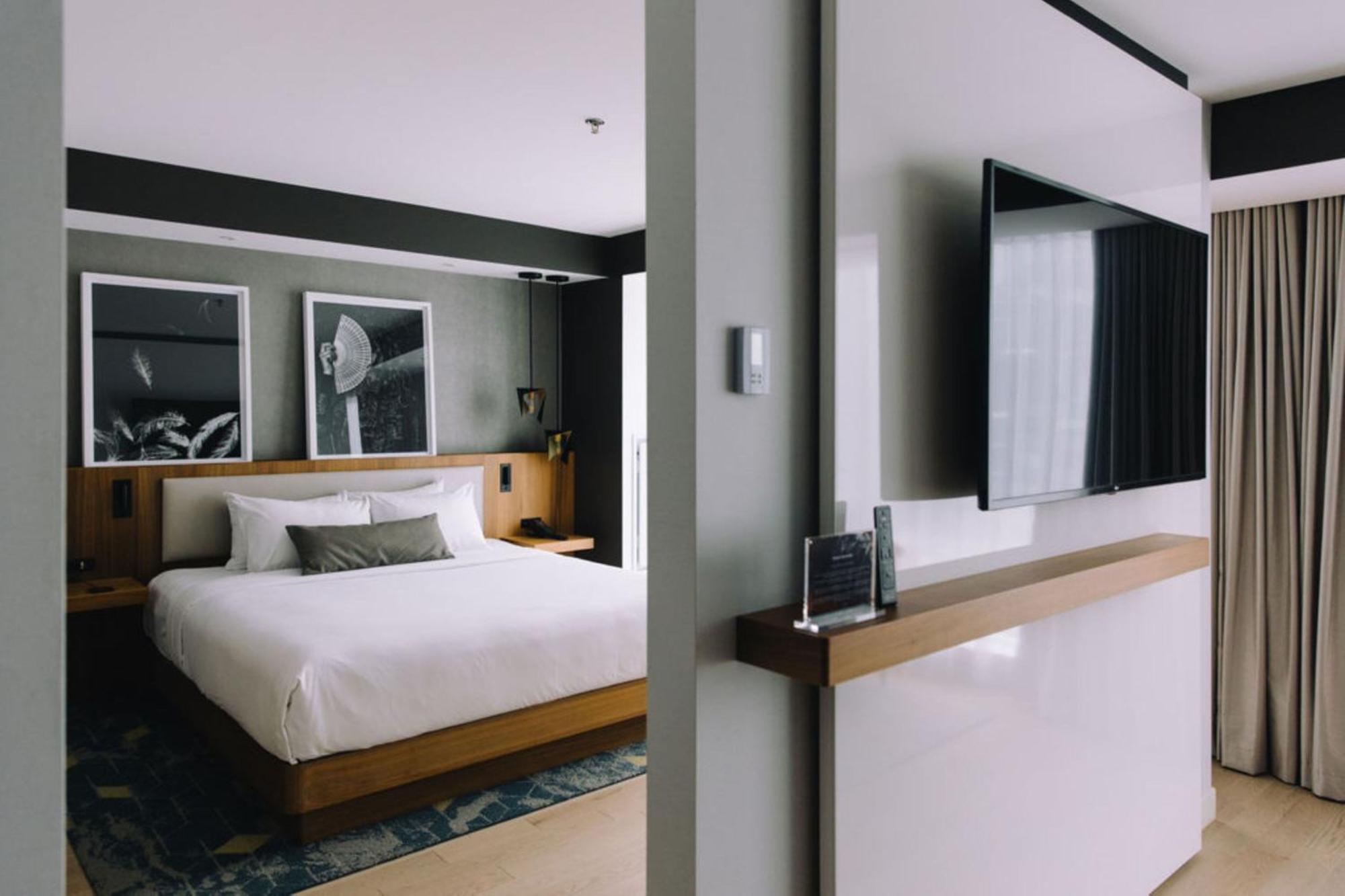 Humaniti Hotel Montreal, Autograph Collection Zewnętrze zdjęcie