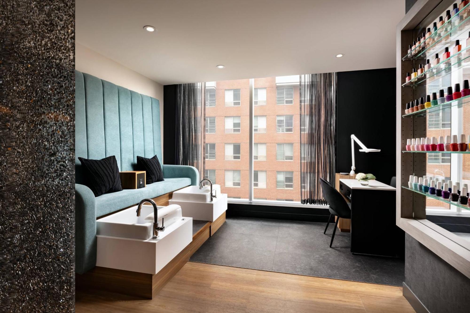 Humaniti Hotel Montreal, Autograph Collection Zewnętrze zdjęcie